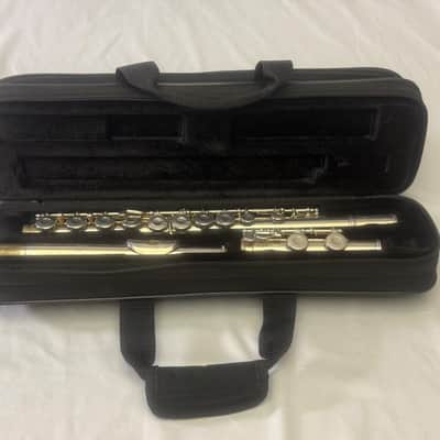 Armstrong USA 104 student C flute JUST SERVICED plays perfectly image 16