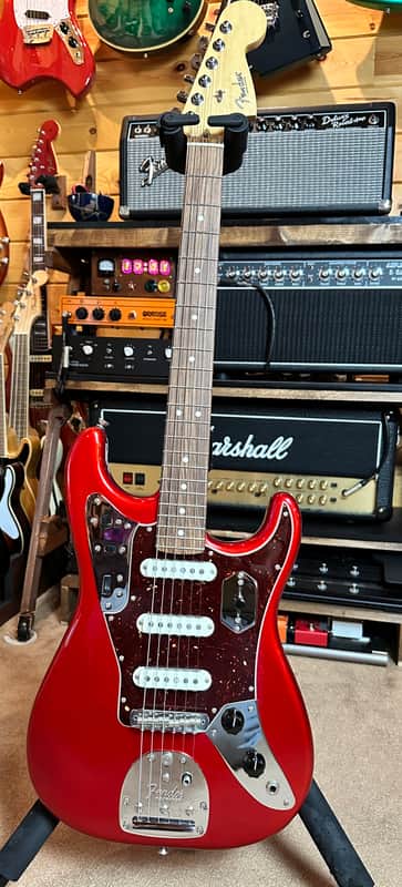 Fender Limited Edition Parallel Universe Series Jaguar Strat 2018 - Candy Apple Red