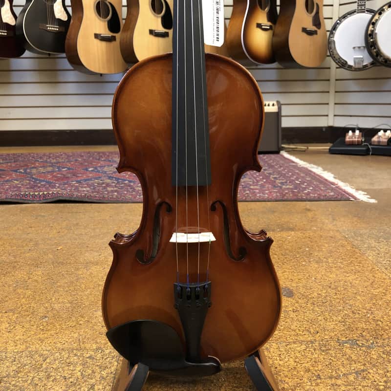 Maple Leaf Strings Model 120 Apprentice 4/4 Violin Outfit w/Bow Hard Case image 1
