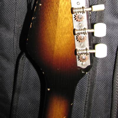 Guyatone 2 PU Sekova/Teisco 1965 Brown Violin Sunburst image 9