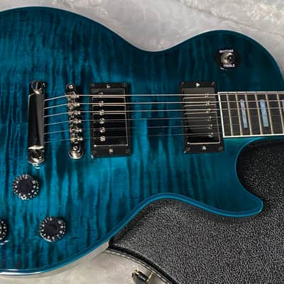 NEW! Gibson Les Paul Custom Peacock Widow - Monster Flame Top! Limited Edition - Weighs in at 8.4 lbs - Authorized Dealer - G07563 image 6