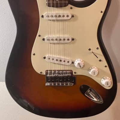 Squier Stratocaster  1995 - Sunburst-Made in Korea image 2