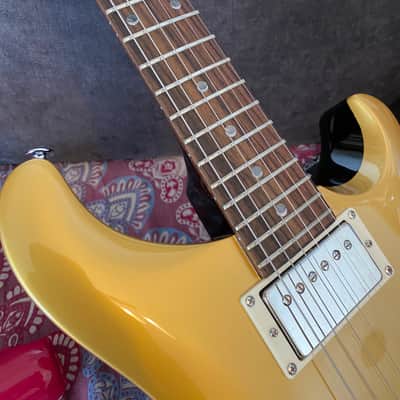 PRS SE DGT David Grissom Tremolo Signature 2023 - Present - Gold Top image 2