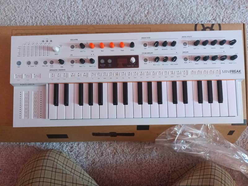 arturia minifreak vocoder edition, plus free brand new decksaver!