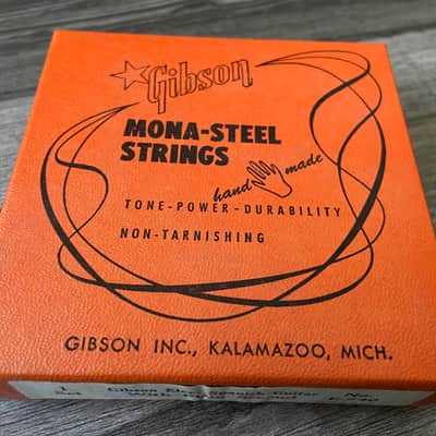 Gibson Retail display box with 10 NOS sets of 1950s Gibson Mona-Steel Strings image 7