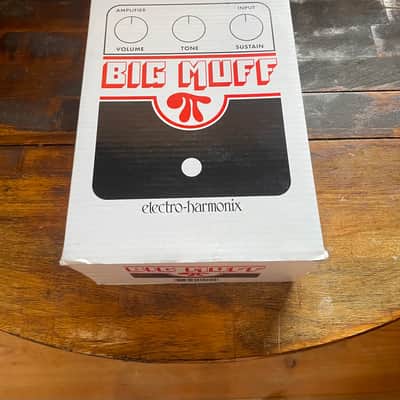 Electro-Harmonix Big Muff Pi 2000 - Present - Silver / Black / Red image 6