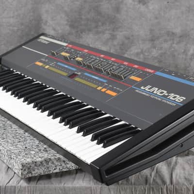 Roland JUNO-106 Programmable Polyphonic Synthesizer in Very Good condition image 3