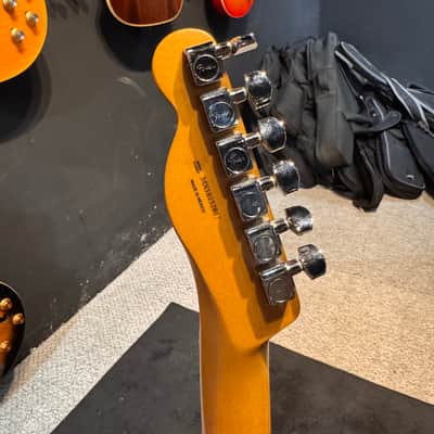 Fender Player Telecaster with Maple Fretboard Butterscotch Blonde image 7