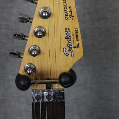 Squier 1980's Super Strat 1980-1989 with Locking Tremolo System  Pearl White image 13