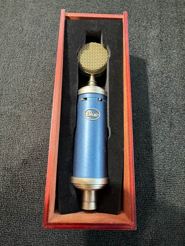 Blue Bluebird SL Large Diaphragm Cardioid Condenser Microphone 2010s - Blue image 1