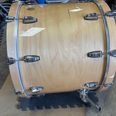 Ludwig 24” Maple Thermogloss Bass Drum image 4