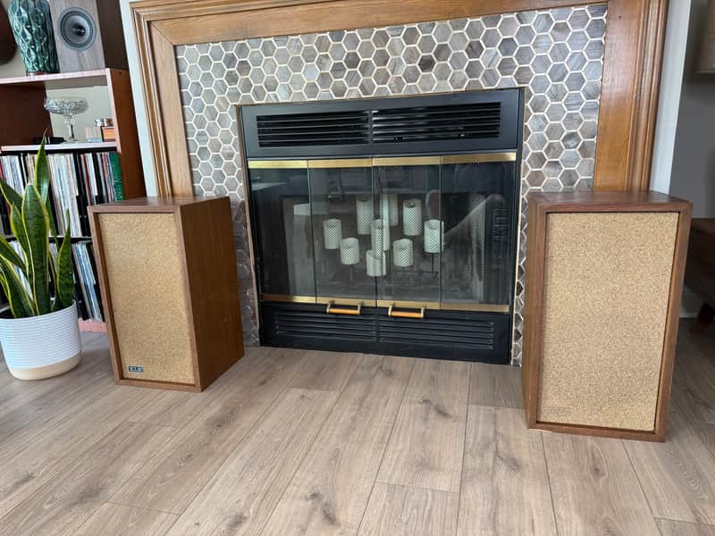 KLH Model Six
