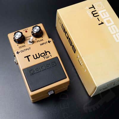 Boss TW-1 T Wah (Black Label) 1983 w/ original box image 1