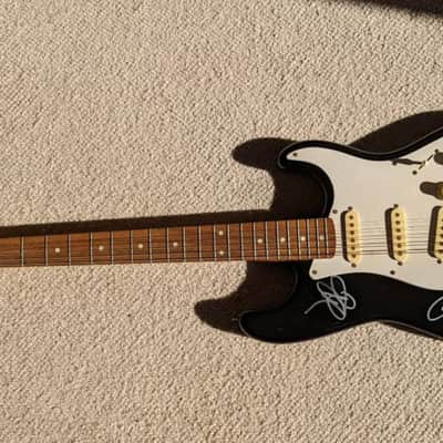 Red Hot Chili Peppers Signed / Authenticated Guitar image 11