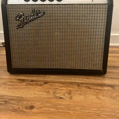 1970s Fender Bronco Rare  6 watt 1x8 speaker Silverface tube amplifier image 2