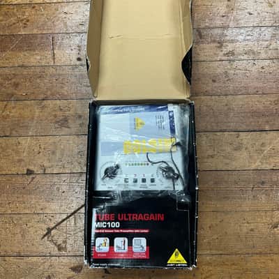 Behringer Tube Ultragain MIC100 Vacuum Tube Preamp with Limiter 2011 - Present - Standard image 3