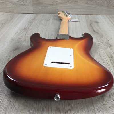 Fender Squier Bullet Stratocaster Sunburst image 10