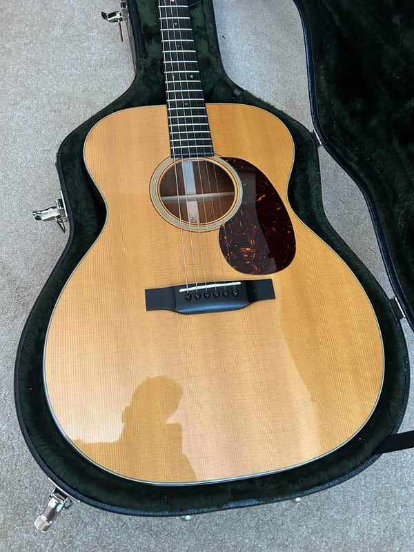 Martin Standard Series 000-18 - 2014 - Natural W/ OHSC - Image 3