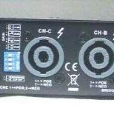 CVR Audio D-2004 BLUE Series Professional Power Amplifier 1 Space 2000 Wx4 at 8-Ohms image 3