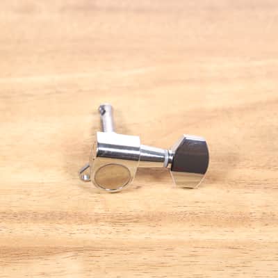 Squier Stratocaster Set of 6 Inline Tuning Machines 2010s - Chrome image 2