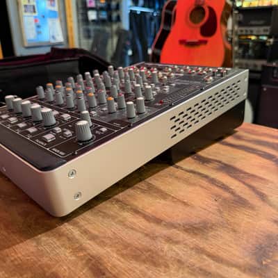 Mackie Onyx 820i 8-Channel Firewire Analog Mixer | Reverb