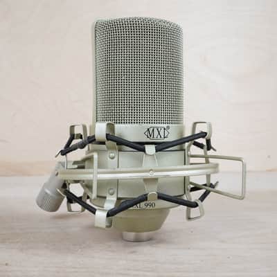 MXL 990 Condenser Microphone w/ Shockmount image 1