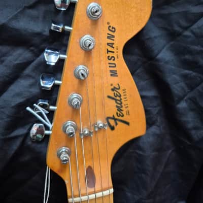 Fender Mustang Natural **1977** w/ Tweed Case image 7