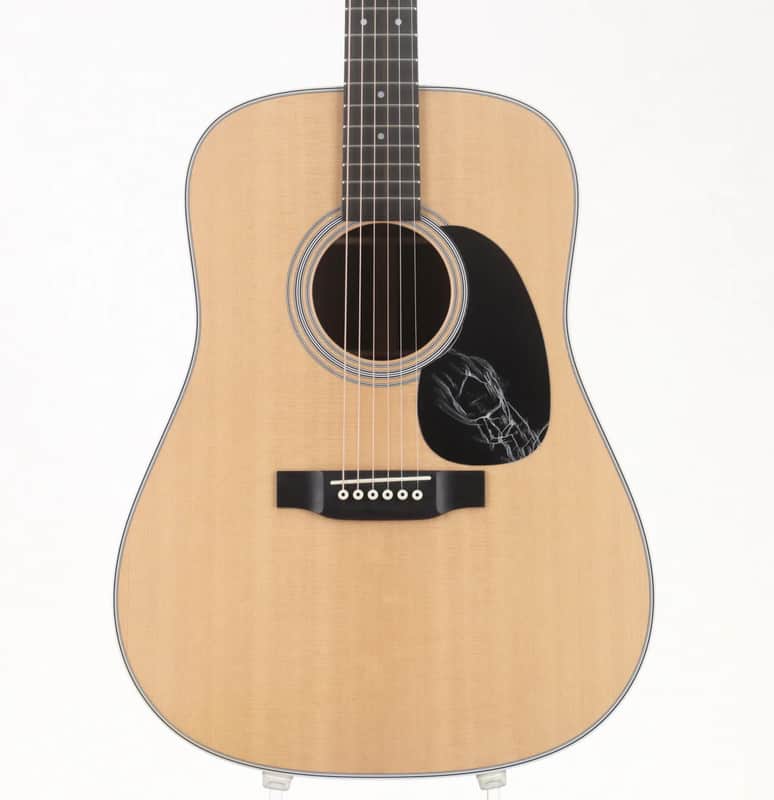 Martin D-28 2015 Natural image 1