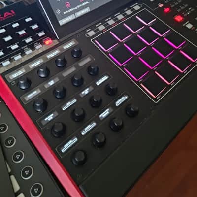 Akai MPC X Standalone Sampler / Sequencer 2017 - Present - Black image 3