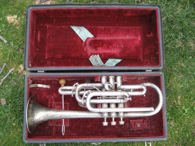 J.W. York & Sons Perfect Tone  1919 Silver image 1