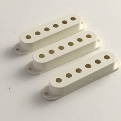 Seymour Duncan Fender Stratocaster Guitar Pickup Strat Covers White NOS Sealed image 3