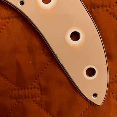 Squier Vista Musicmaster bass pickguard and pickup 1997 image 4
