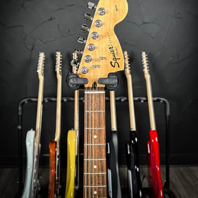 Squier Affinity Stratocaster SSS - Candy Apple Red with Cream Pickguard image 4