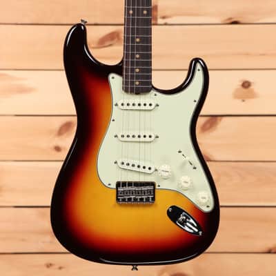 Fender Custom Shop Vintage Custom 1959 Stratocaster Hardtail Relic - Chocolate 3 Tone Sunburst-R132914 image 2