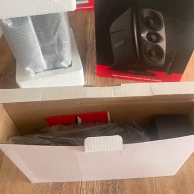IK Multimedia iLoud MTM MkII Active Studio Monitor - Single 2024 - Present - Black image 3