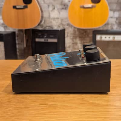 Electro-Harmonix Pulsar Effect Pedal image 3