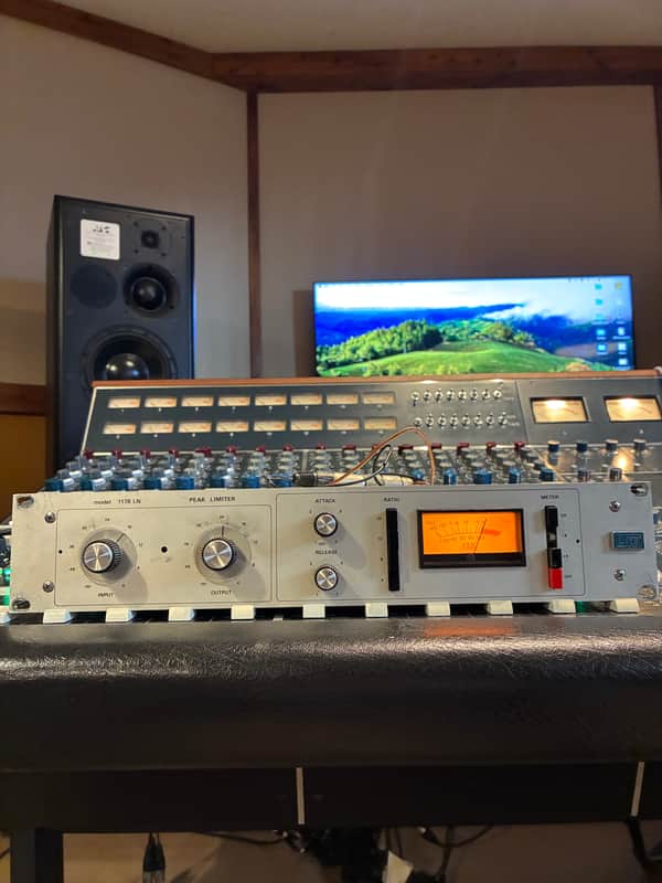 Urei Universal Audio 1176LN Rev. H Limiting Amplifier 1970s - 1980s - Silverface imagen 1