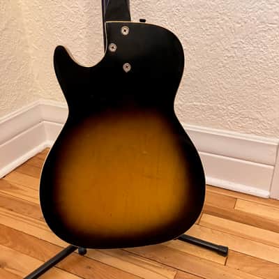 1962 Harmony Stratotone H45 “Mars” – Excellent Original Condition – Original Blue-Lined Case Bild 3