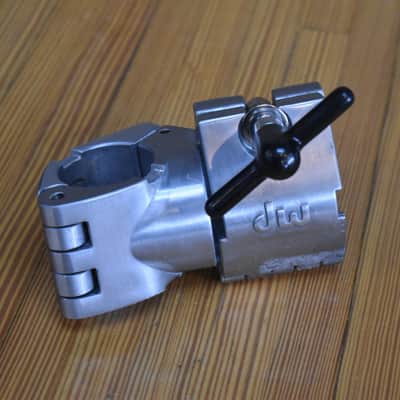 DW 1.5" to 1.5" T Joint Leg Rack Clamp image 1
