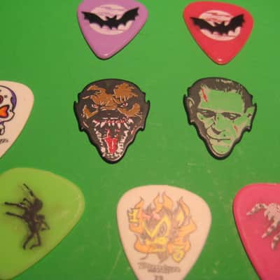 Halloween Horror 17 Guitar Picks Frankenstein, Wolfman, Aliens, Bats, Spiders, Skulls image 11