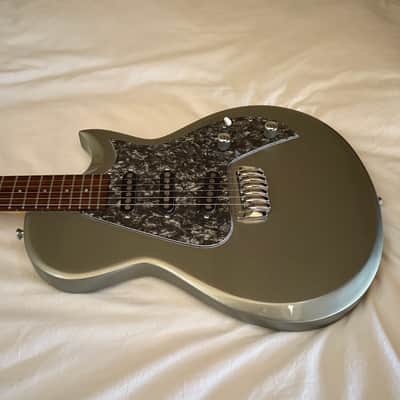 2009 Taylor SB1 Classic Single Coil SSS Electric Guitar - Silver - Made in USA - Free Pro Setup image 5