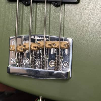 Woodcraft Electric Guitars WoodShed Signature Series Jazz Bass 4 21 frets Olive Green image 4