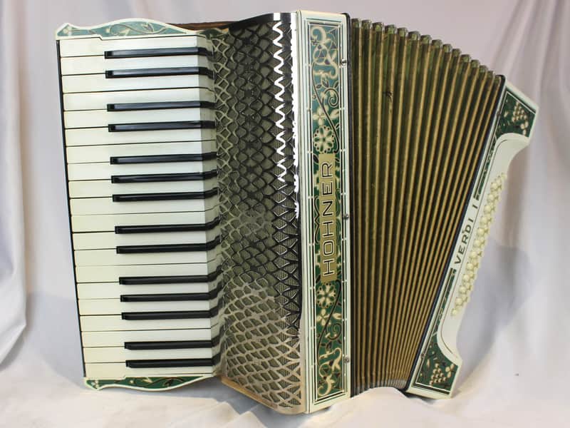 6179 - Celtic Green Hohner Verdi I Piano Accordion MM 34 48 image 1