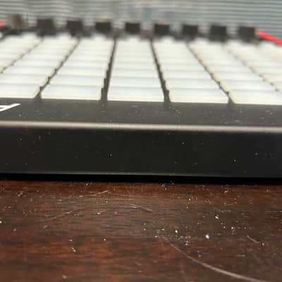 Akai APC Mini MKII MIDI Controller 2023 - Present - Black image 7