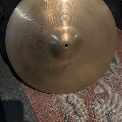 Zildjian Avedis 1970s 18” Crash 1280g image 1
