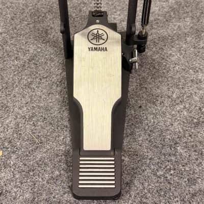 Used Yamaha 9000 Chain Drive Single Bass Drum Pedal w/Case - Excellent image 3