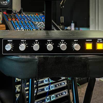 Warm Audio Bus-Comp image 2