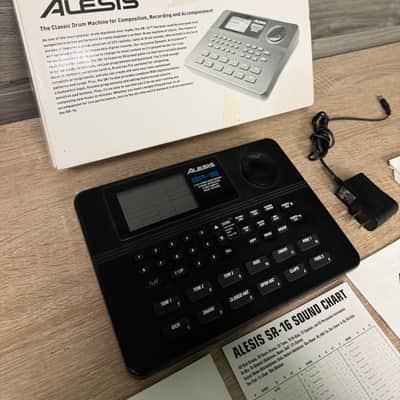 Alesis SR-16 Portable Electronic Drum Machine #3262 image 2