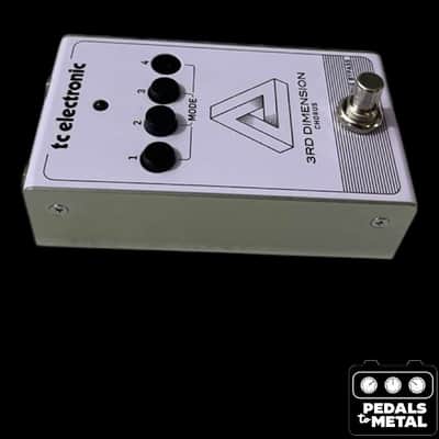 TC Electronic 3rd Dimension Chorus 2019 - Present - Purple - X18609 image 3