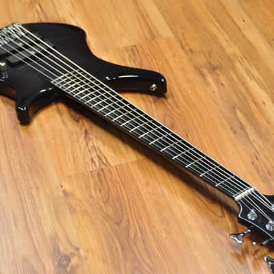Vigier Passion 6 Series III Trans Black image 9